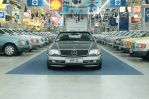 Image 12/50 of Mercedes-Benz SL 500 (1994)