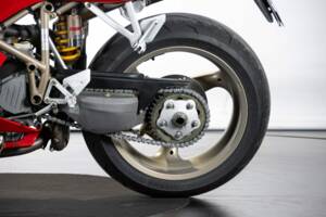 Imagen 18/50 de Ducati 748 S (1996)