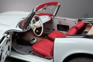 Image 20/50 of BMW 507 (1957)
