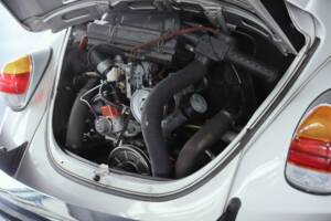 Image 31/37 of Volkswagen Beetle 1302 (1971)