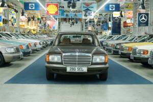 Bild 5/50 von Mercedes-Benz 280 SEL (1983)