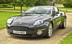 Bild 4/50 von Aston Martin V12 Vanquish S (2005)
