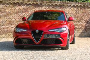 Bild 32/50 von Alfa Romeo Giulia Quadrifoglio (2017)
