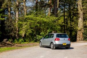 Bild 15/50 von Volkswagen Golf V GTI (2006)