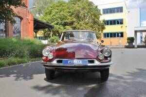 Image 4/21 de Citroën DS 19 Chapron (1961)