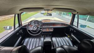 Immagine 12/16 di Mercedes-Benz 280 SE 3,5 (1970)