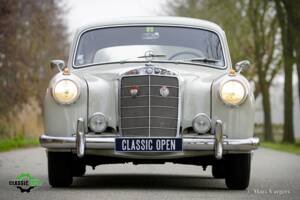 Bild 2/44 von Mercedes-Benz 220 S (1958)