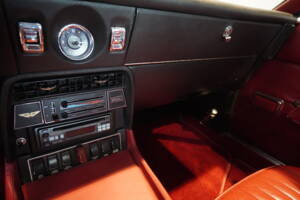 Immagine 10/22 di Aston Martin DBS V8 (1971)