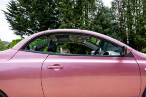 Immagine 17/45 di Nissan Micra C+C 1.6 (2006)