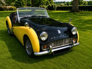 Image 1/21 of Triumph TR 3A (1961)