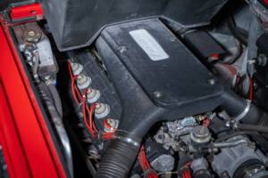 Immagine 31/34 di Lamborghini Countach 25th Anniversary (1989)
