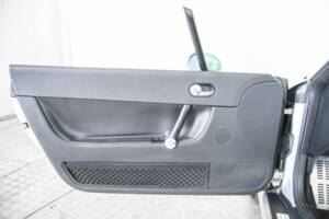 Bild 33/50 von Audi TT 1.8 T (2000)