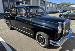 Imagen 1/11 de Mercedes-Benz 180 c (1961)