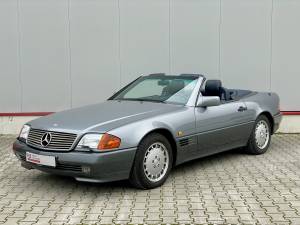 Bild 8/48 von Mercedes-Benz 500 SL (1990)