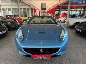 Immagine 24/42 di Ferrari California (2011)