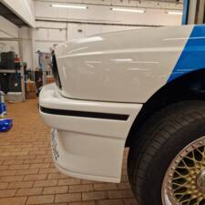 Image 28/70 of BMW M3 (1990)