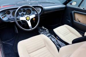 Image 8/25 of Ferrari Dino 308 GT4 (1975)