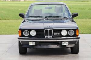 Image 11/50 of BMW 323i (1980)