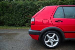 Image 44/50 de Volkswagen Golf III GTI 2.0 (1992)