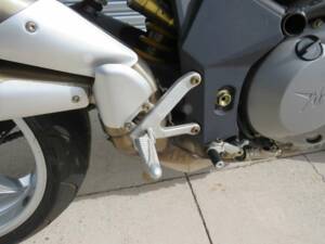 Bild 22/43 von MV Agusta Brutale 750 S (2006)