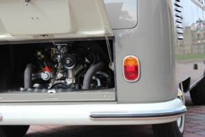 Bild 18/25 von Volkswagen T1 Samba 1.5 (1963)