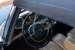Bild 9/37 von Mercedes-Benz 280 SE (1969)