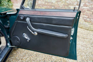 Image 12/50 of Rover 3500 (1972)