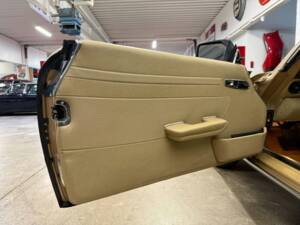 Image 6/14 de Mercedes-Benz 560 SL (1988)