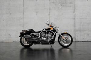 Immagine 5/18 di Harley-Davidson DUMMY (2004)