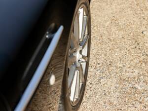 Bild 32/65 von Aston Martin V12 Vanquish S (2007)