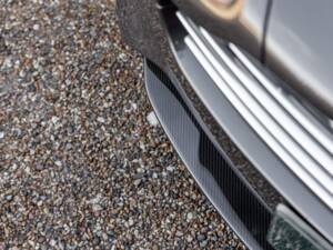 Bild 22/79 von Aston Martin DB 9 GT Volante (2017)