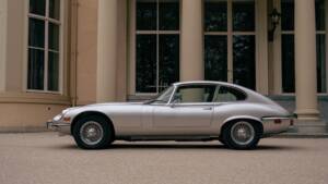 Bild 6/81 von Jaguar E-Type V12 (2+2) (1971)