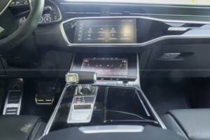 Image 12/12 of Audi RS6 Avant (2021)
