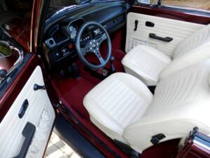 Image 9/54 de Volkswagen Beetle 1303 LS (1978)
