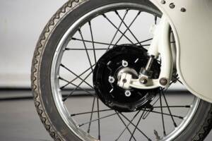 Image 23/50 of Moto Guzzi DUMMY (1962)