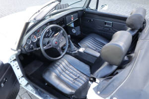 Imagen 42/50 de MG MGB (1972)