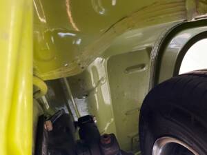 Image 71/73 of Volkswagen T2b Kombi (1978)