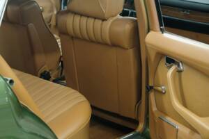Image 32/50 de Mercedes-Benz 350 SE (1975)