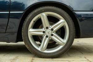 Imagen 16/50 de Mercedes-Benz SL 500 (1998)