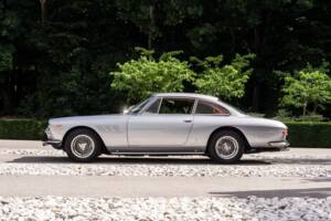 Afbeelding 5/15 van Ferrari 330 GT 2+2 (1965)