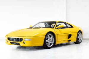 Image 1/36 de Ferrari F 355 Berlinetta (1995)
