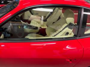 Afbeelding 18/42 van Ferrari 550 Maranello (1998)