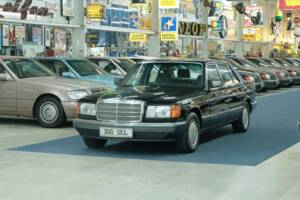 Bild 8/50 von Mercedes-Benz 300 SEL (1991)
