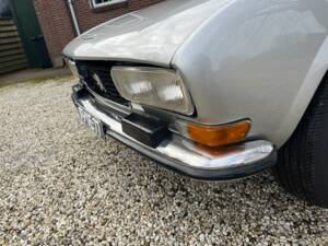 Bild 5/60 von Peugeot 504 V6 Coupe (1975)