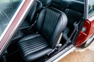 Bild 18/22 von Aston Martin DBS (1970)