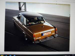 Image 17/31 of Rover 3500 S (1972)