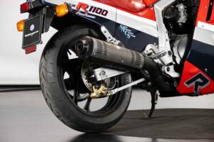 Immagine 11/50 di Suzuki GSX-R 1100 (1986)