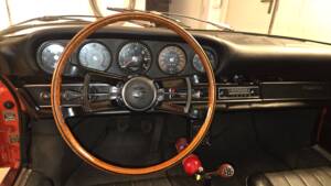 Image 21/79 of Porsche 912 (1969)