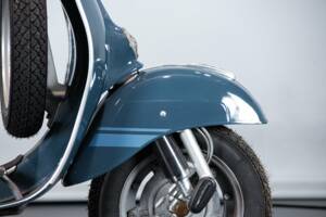 Bild 28/46 von Piaggio Vespa 125 Primavera ET3 (1977)
