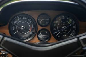 Image 12/23 of Volvo 1800 E (1971)